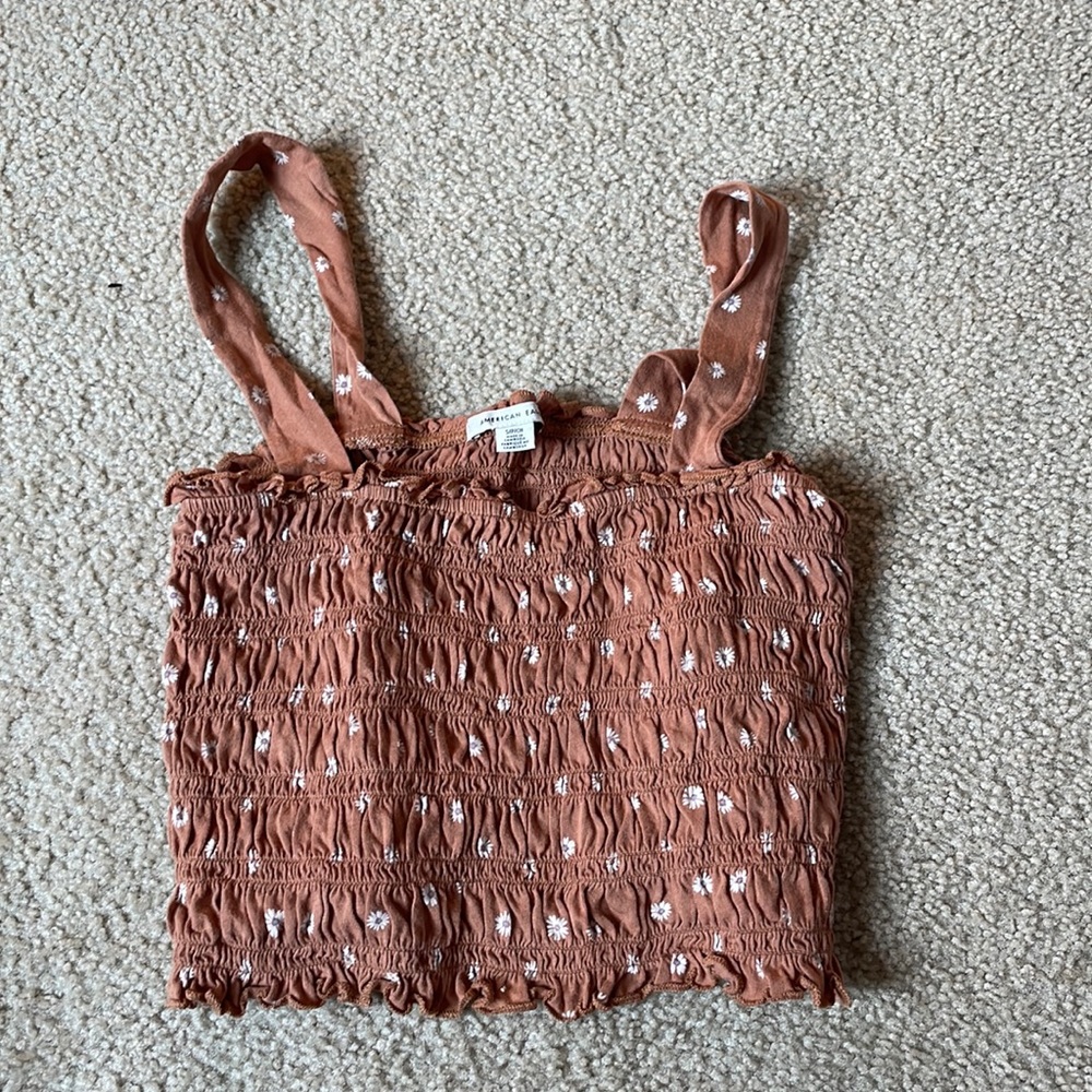 American Eagle brown floral top